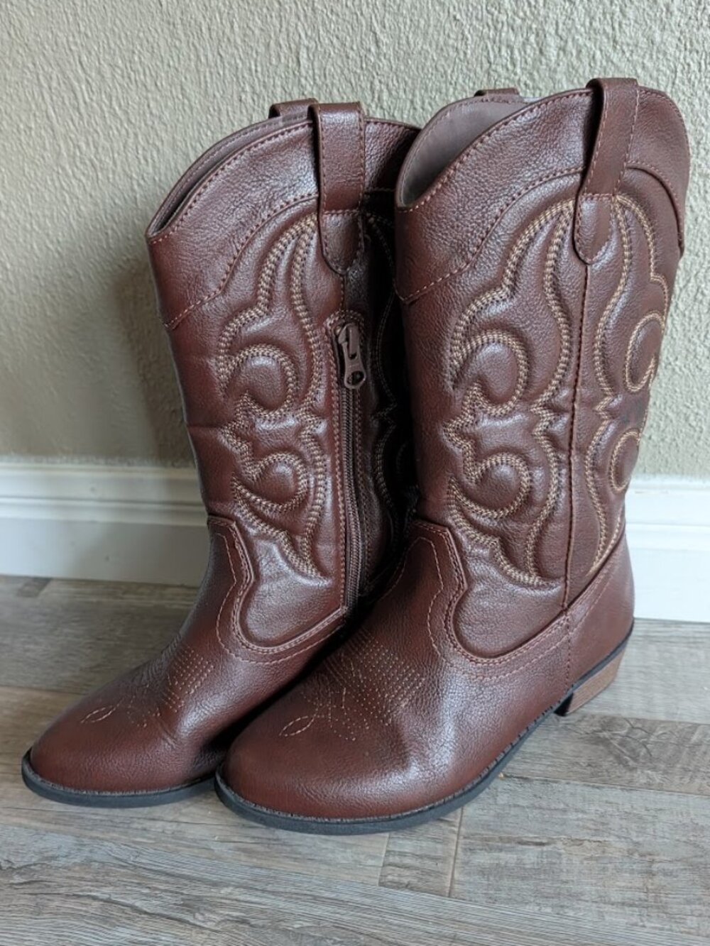 Cat & Jack Brown Faux Leather Cowgirl Boots - Size 3